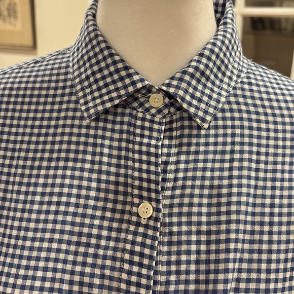 J. McLaughlin Women’s Blue and White Casual Button Down Shirt. Size XS - Picture 2 of 8